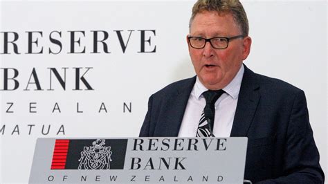 New Zealand’s central bank raises key interest rate to 5.5% but signals next move will be a cut